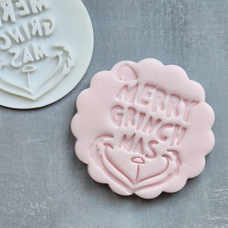 Cupcake Stamp Merry Grinch Mas