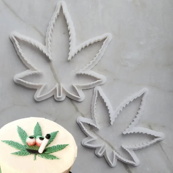 Marihuana leaf cookie cutter