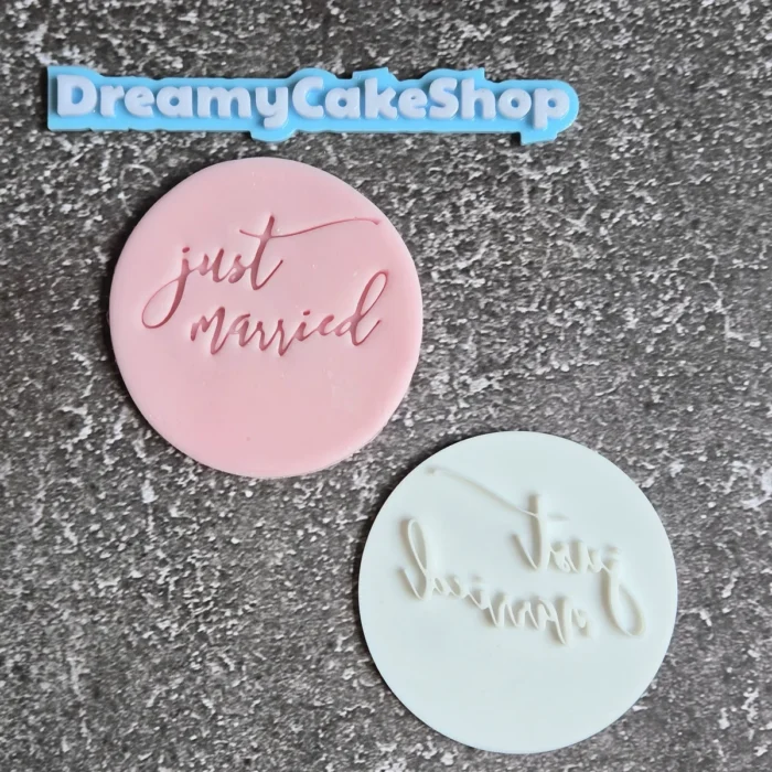 Just Married Classic Font Cookie Stamp