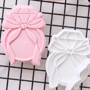 Big Bow Plaque Cookie Cutter & Embosser Set