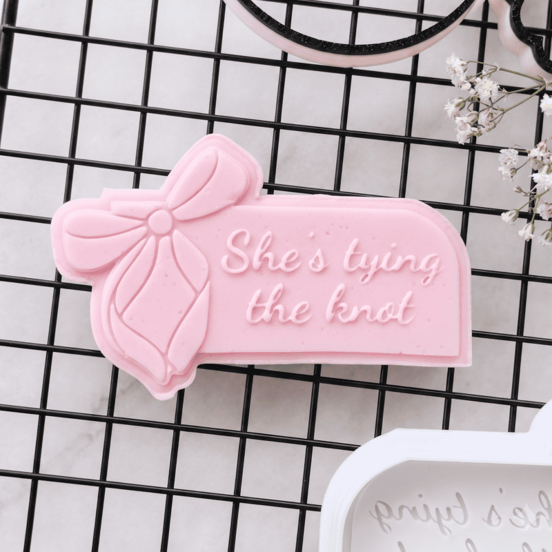 main She's Tying the Knot Bow Plaque Cookie Stamp Set