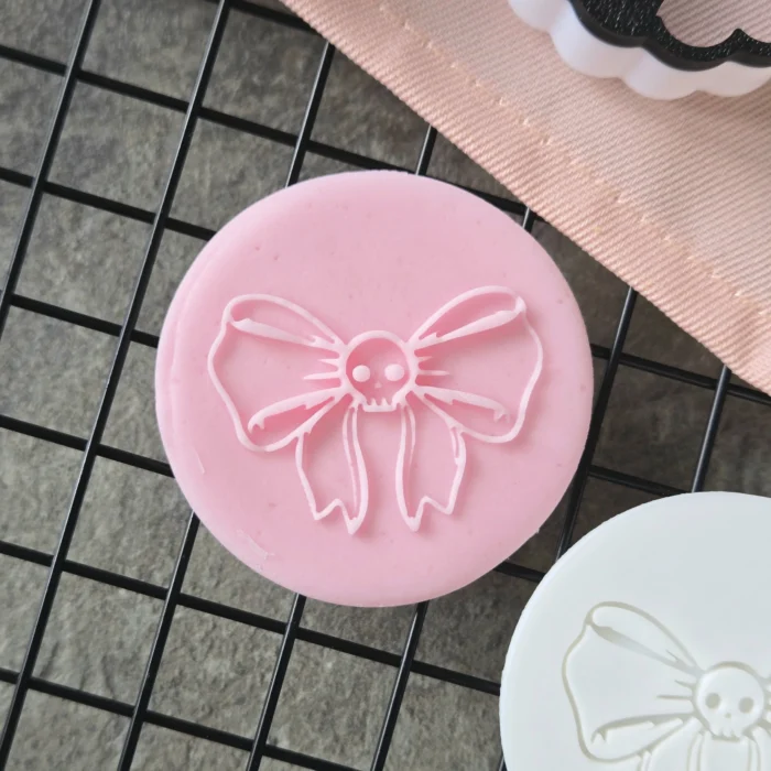 20250902_142503 Skull Bow Fondant Embosser | Goth Bow Halloween Cookie Stamp | Spooky Biscuit | Round Cutter Option, UK